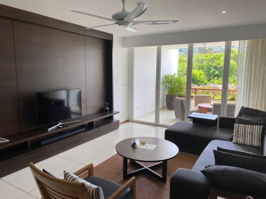 Beachfront 2 Bedroom Luxury Condo Chava Surin Eksteriør billede